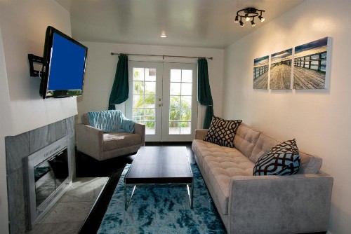 Oceanside Marina Suites - A Waterfront Hotel - image 7