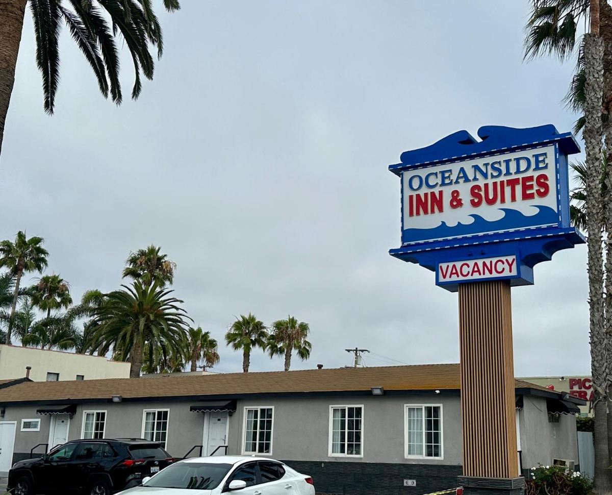 Oceanside Inn and Suites - image 4