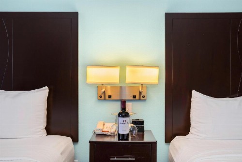 La Quinta Inn by Wyndham San Diego Oceanside - image 17