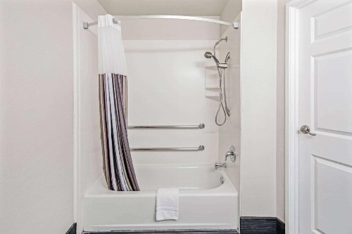 La Quinta Inn by Wyndham San Diego Oceanside - image 34