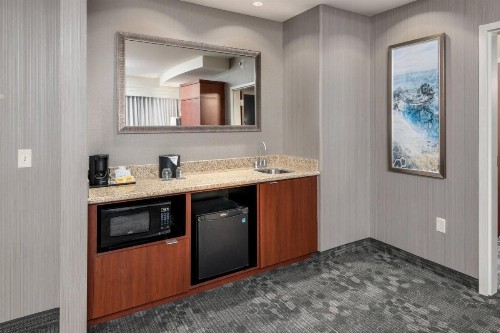 Courtyard by Marriott San Diego Oceanside - image 16