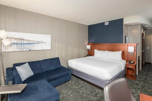 Courtyard by Marriott San Diego Oceanside - image 18
