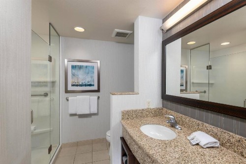 Courtyard by Marriott San Diego Oceanside - image 24