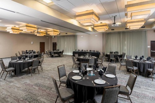Courtyard by Marriott San Diego Oceanside - image 38