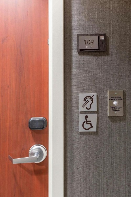 Courtyard by Marriott San Diego Oceanside - image 44
