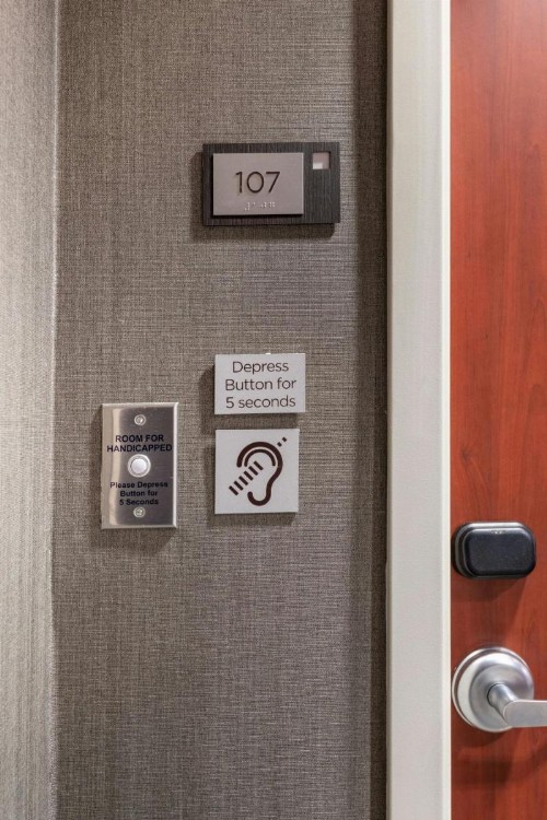 Courtyard by Marriott San Diego Oceanside - image 47