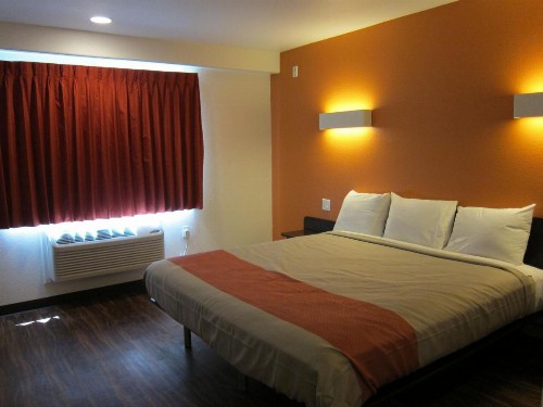 Motel 6-Oceanside CA Marina - image 15