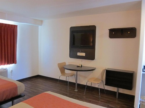Motel 6-Oceanside CA Marina - image 16