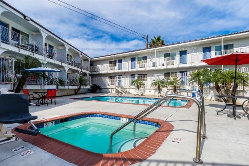 Motel 6-Oceanside CA Marina - image 31