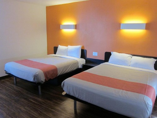 Motel 6-Oceanside CA Marina - image 9