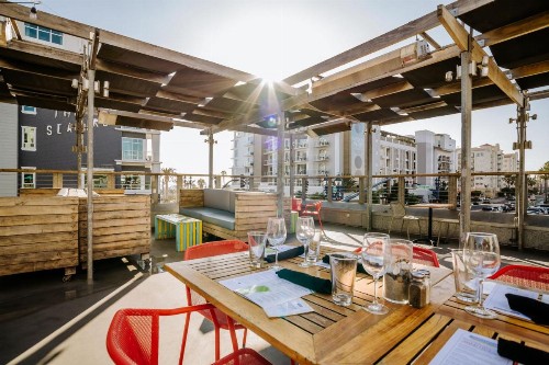 SpringHill Suites by Marriott San Diego Oceanside/Downtown - image 20