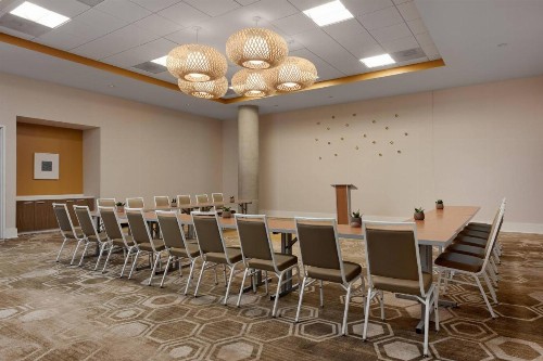 SpringHill Suites by Marriott San Diego Oceanside/Downtown - image 29