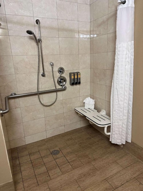 Best Western Plus Oceanside Palms - image 14