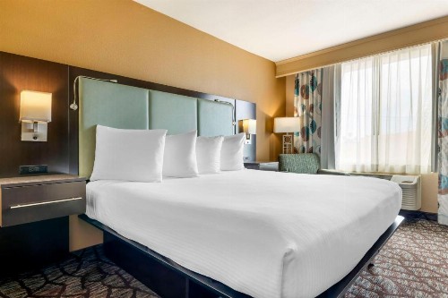 Best Western Plus Oceanside Palms - image 18