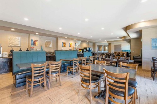 Best Western Plus Oceanside Palms - image 28