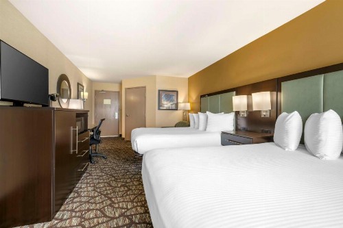 Best Western Plus Oceanside Palms - image 39