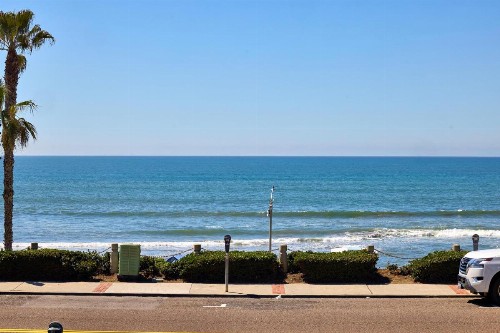 Ocean View with Large Balcony Air Conditioned - image 29