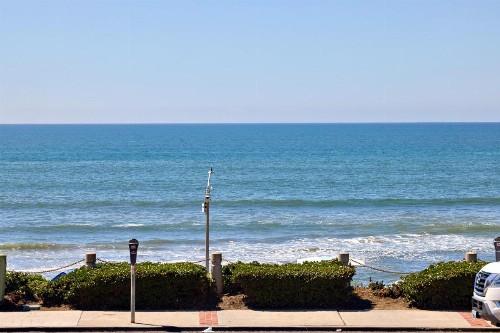 Ocean View with Large Balcony Air Conditioned - image 39