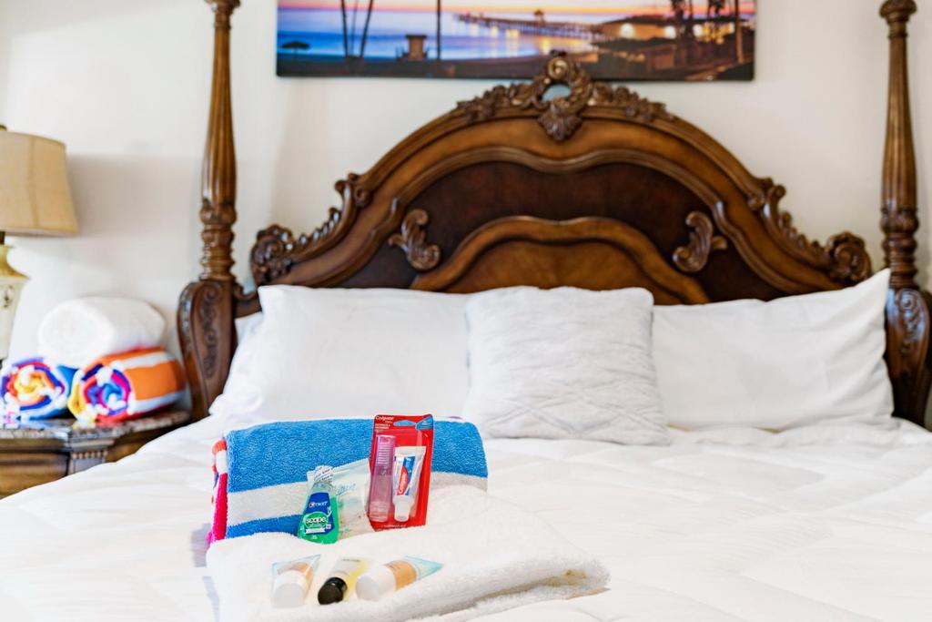 Oceanside Rocks Family Vacation Home - image 3