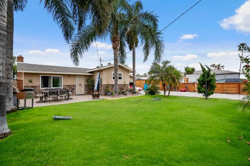Oceanside Rocks Family Vacation Home - image 43
