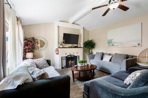 Oceanside Rocks Family Vacation Home - image 44