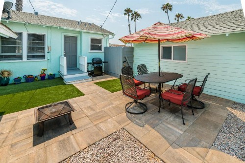 Pacific Bungalow & Tiny House - image 36