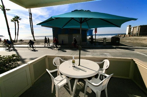 A19 - Surf Shack - image 2