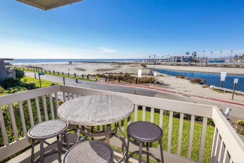 G36 - Lighthouse lookout - image 1