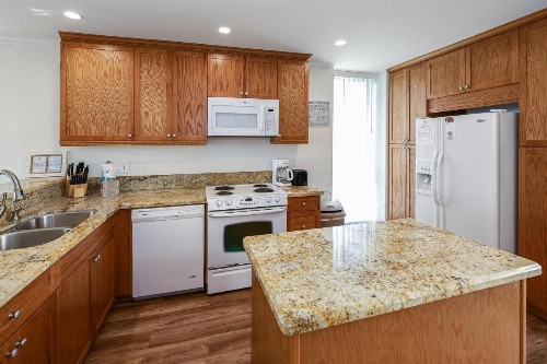 D28 - Sand Castle Cottage - image 38