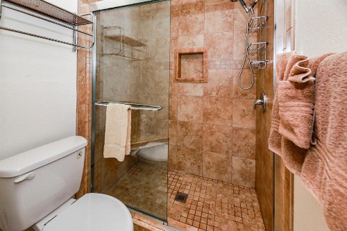 F201 - Harborview Heaven - image 37