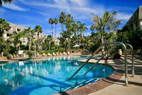 D18 - Bradley Beachfront - image 12