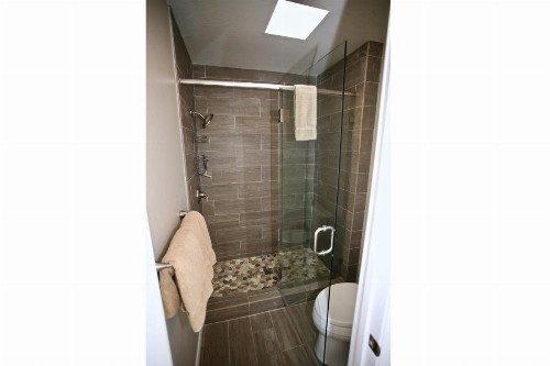 F311 - Pacific Surf Shack - image 17