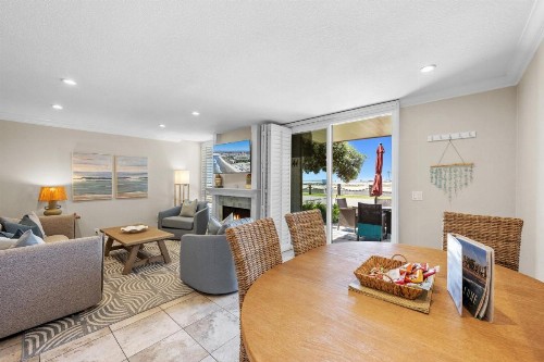 F9 - Beach Cottage Getaway - image 33
