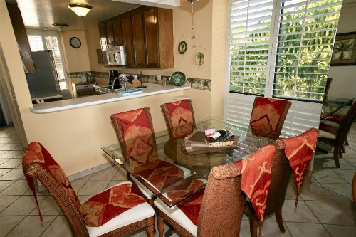 D2 - Breakwater Bungalow - image 5