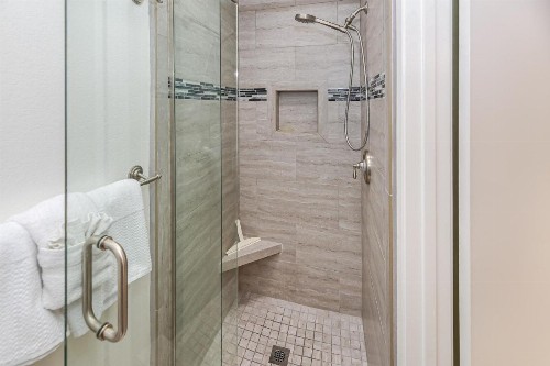 D8 - Dolphin View Cottage - image 40
