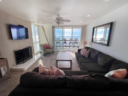 D24 - Cottage on the Sand - image 38