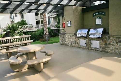 E112 - Skeen's Beachfront - image 4