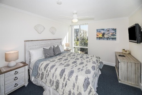 E112 - Skeen's Beachfront - image 5