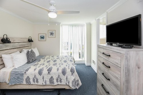 E112 - Skeen's Beachfront - image 50