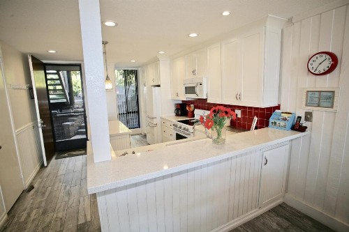 E17 - Sea Haven - image 3