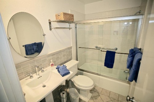 E17 - Sea Haven - image 7