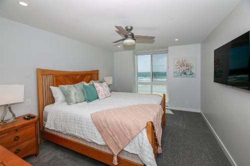 D26 - Seaside Cottage - image 24