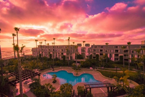 G317 - Sunset Suite - image 44