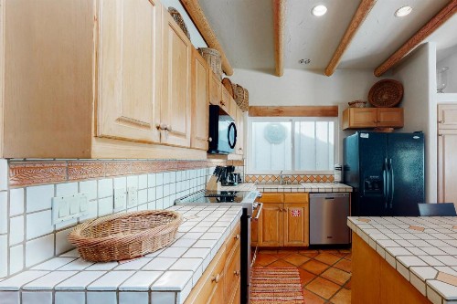 1205 S Pacific - image 9
