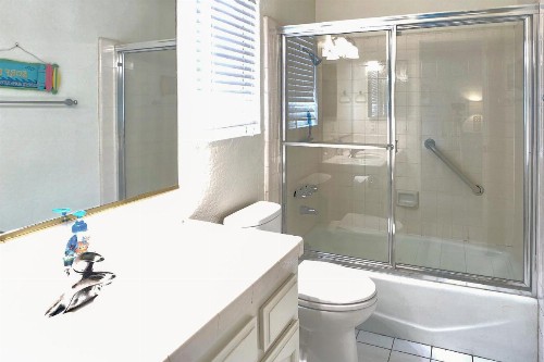 920 North Strand - image 7