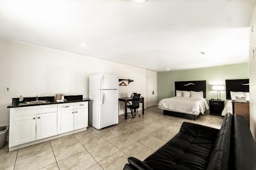 Everglades City Motel - Everglades Adventures Inn - image 9