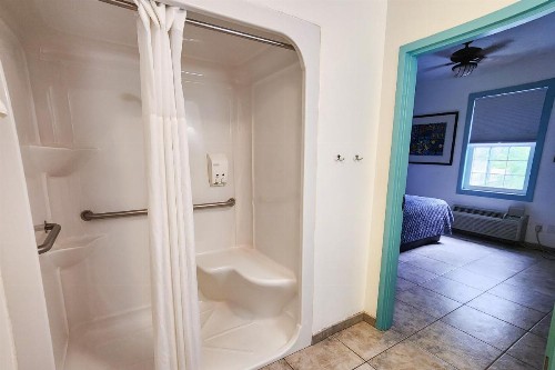 Ivey House Everglades Adventures Hotel - image 4