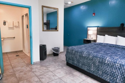 Ivey House Everglades Adventures Hotel - image 7