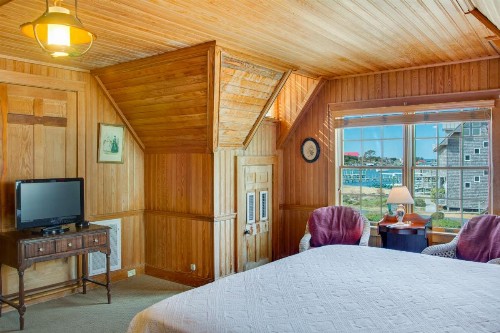 The Castle B&B on Silver Lake - image 24
