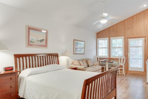Courtyard Villas on Silver Lake - image 21